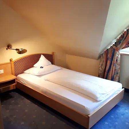Panoramahotel Szálloda 3*
