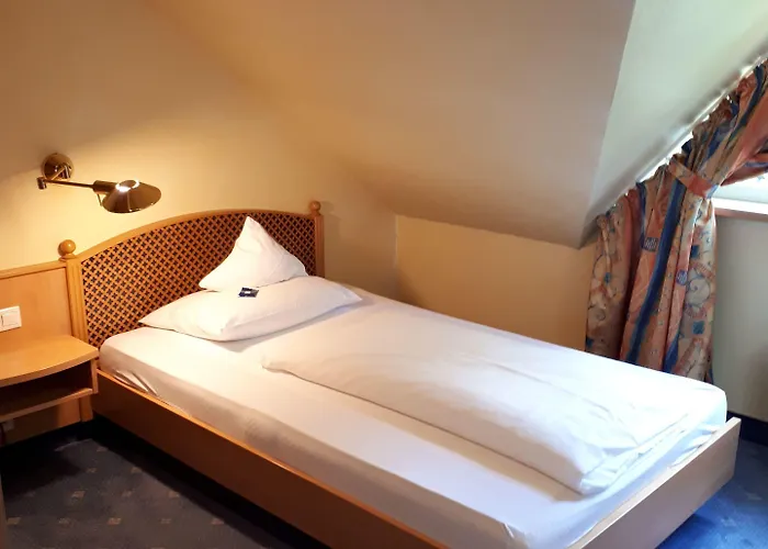 Panorama Hotel 3*